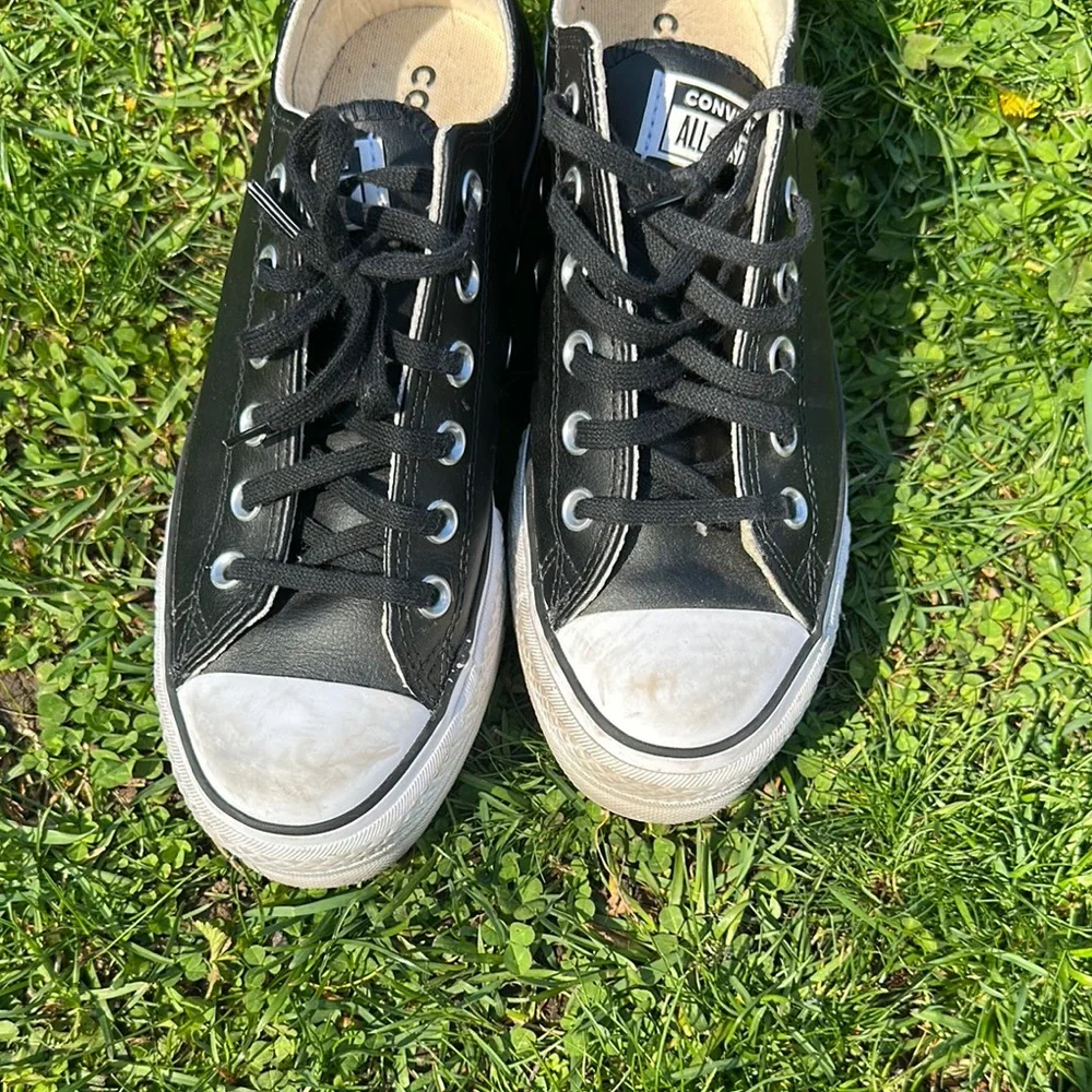 Converse Women's Chuck Taylor All Star Lift Low Top Platform Sneaker - Picture 5 of 6